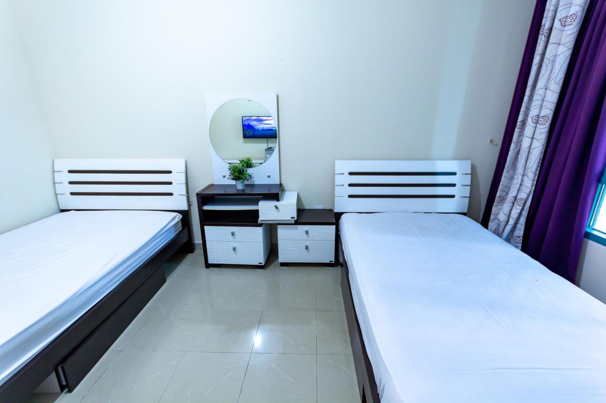Big Rooms For ' Girls ' Only At Dubai, Marina المظهر الخارجي الصورة