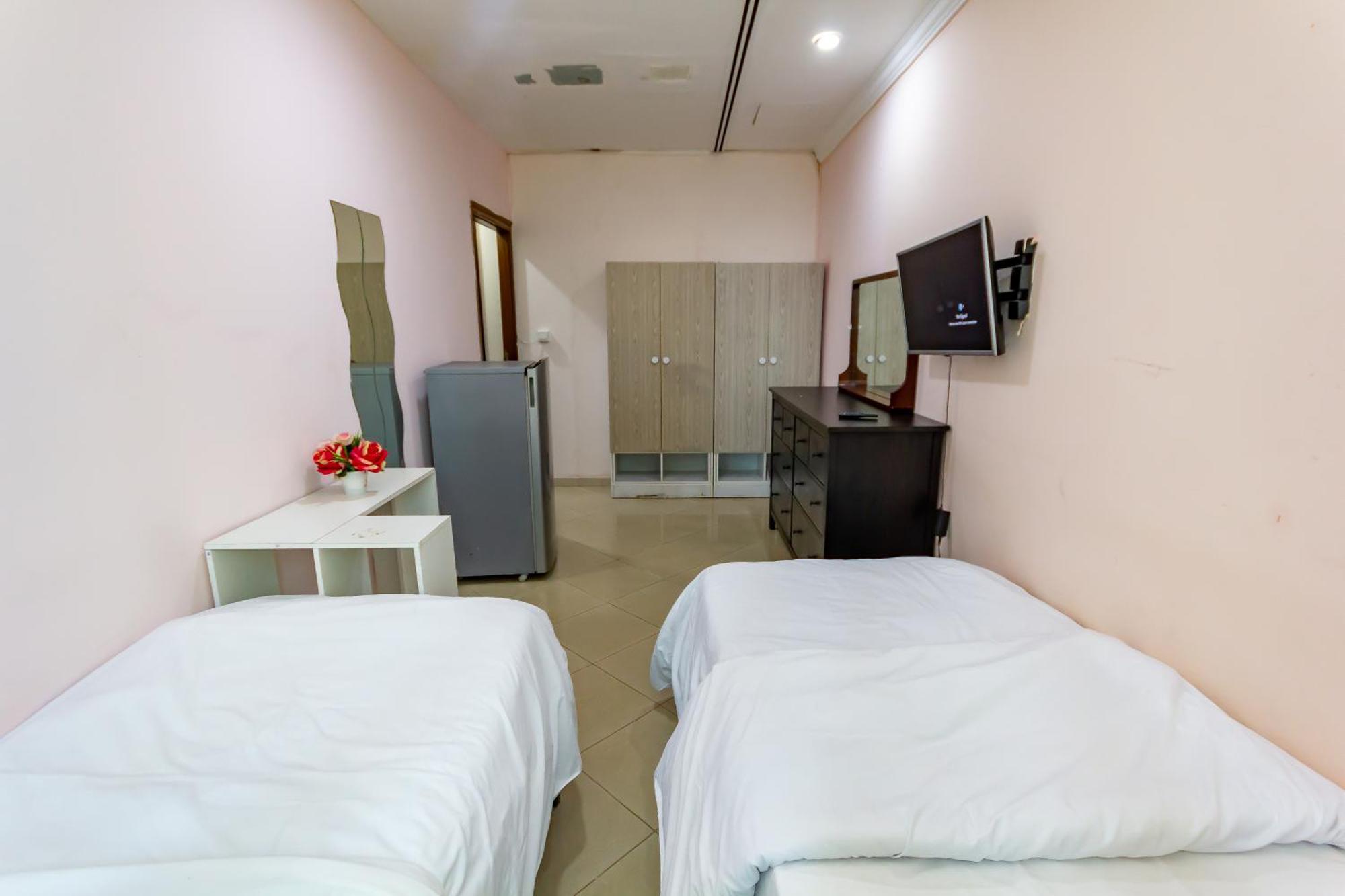 Big Rooms For ' Girls ' Only At Dubai, Marina المظهر الخارجي الصورة