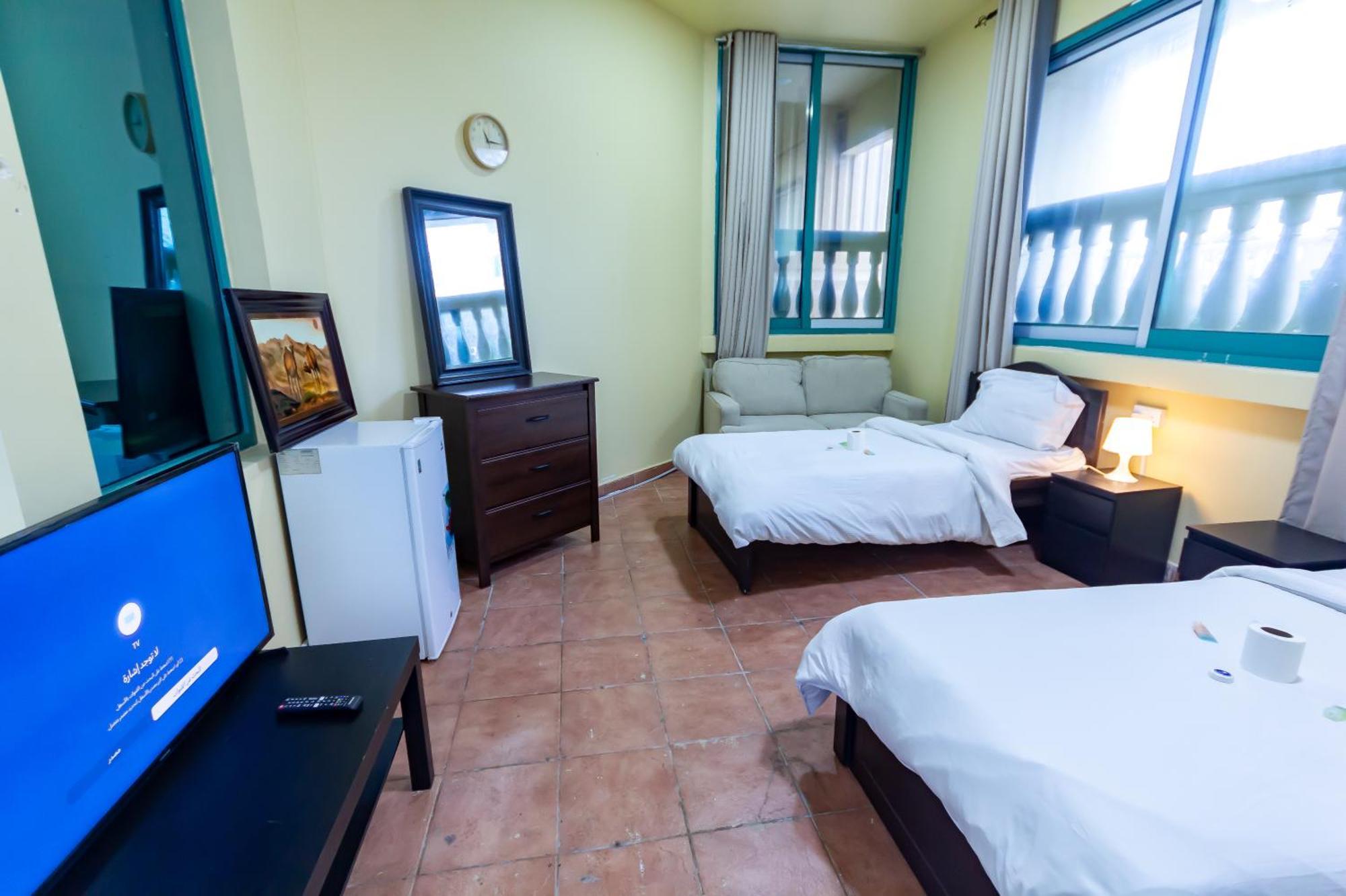 Big Rooms For ' Girls ' Only At Dubai, Marina المظهر الخارجي الصورة