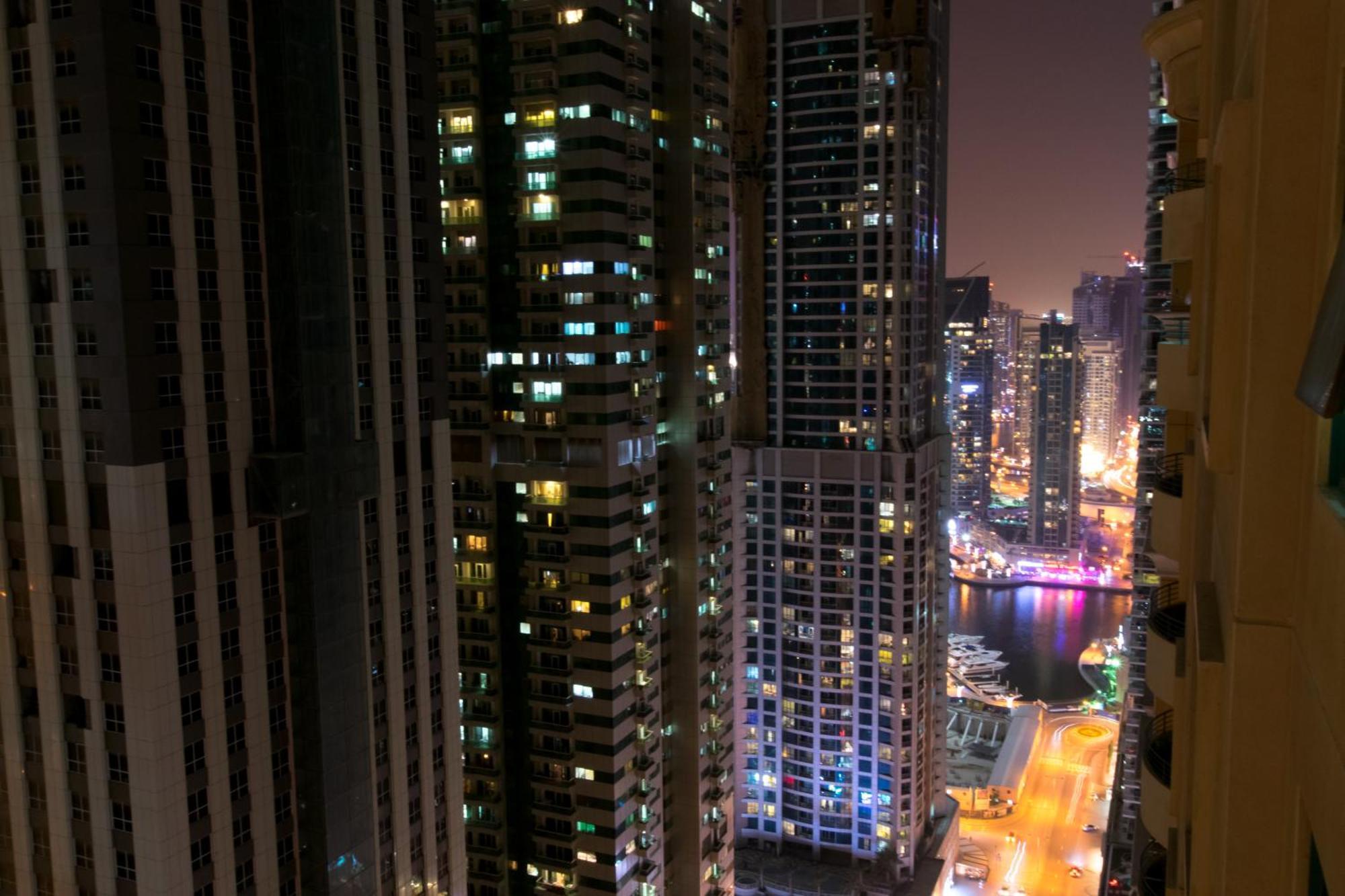 Big Rooms For ' Girls ' Only At Dubai, Marina المظهر الخارجي الصورة