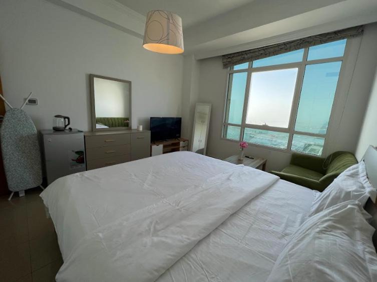Big Rooms For ' Girls ' Only At Dubai, Marina المظهر الخارجي الصورة